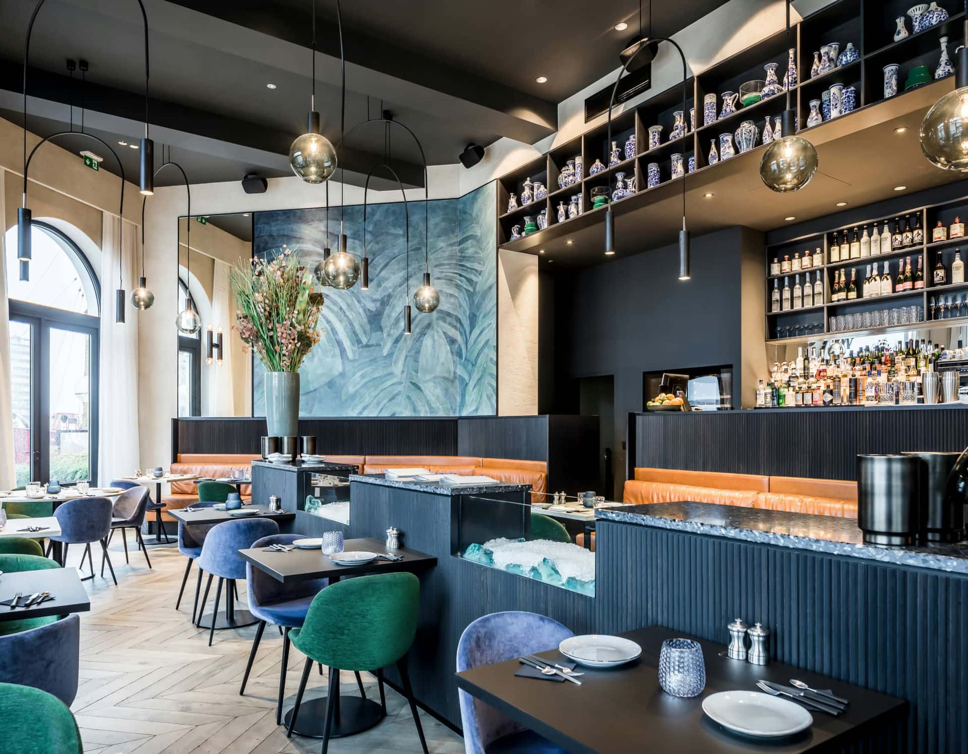 Bowers & Wilkins In-Wall Speakers in Luxury Commercial Settings