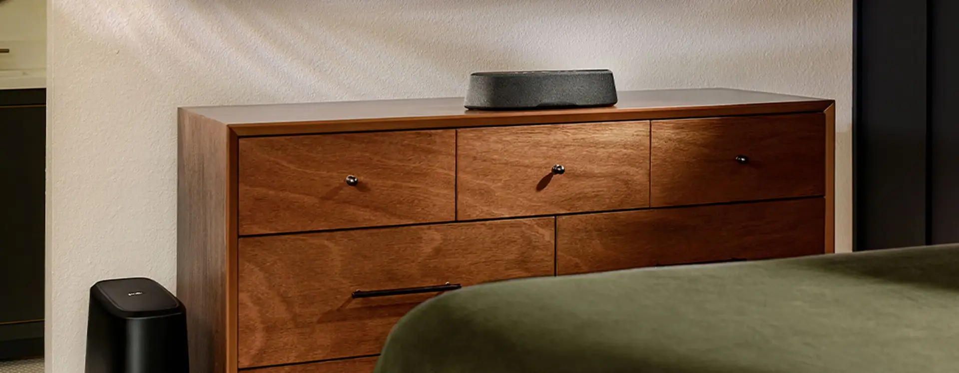 Polk MAGNIFI MINI AX in home setting